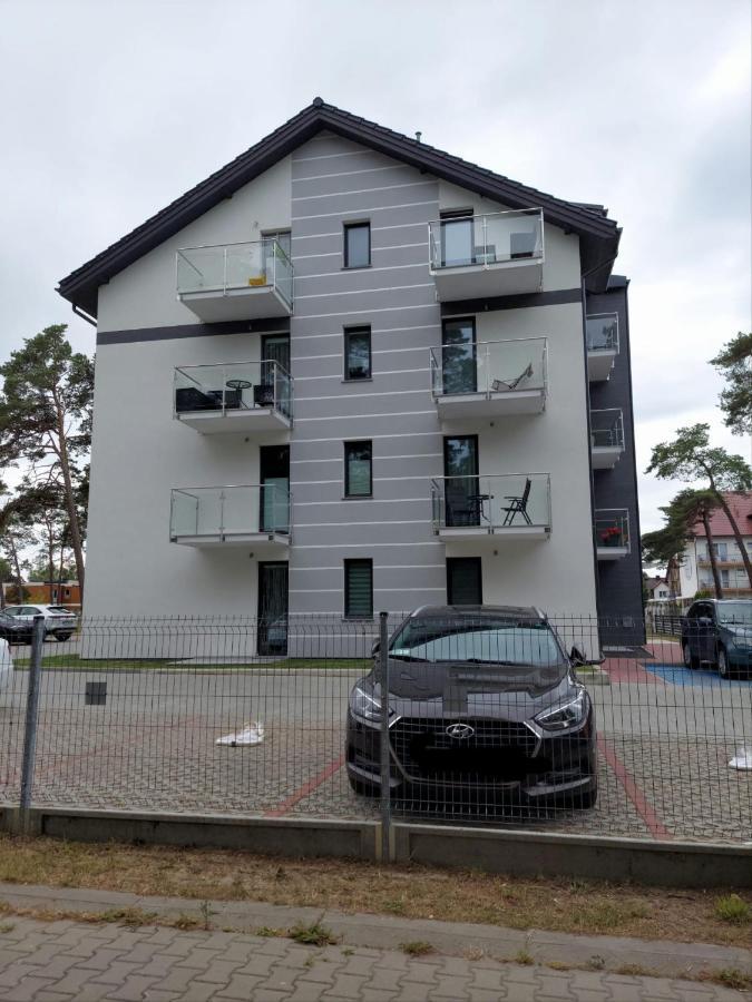 Apartament Alicja ミエンジボジェ エクステリア 写真